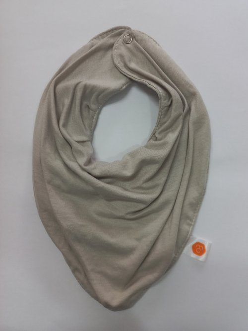 Babador Bandana Impermeável bege - Maria Cadu